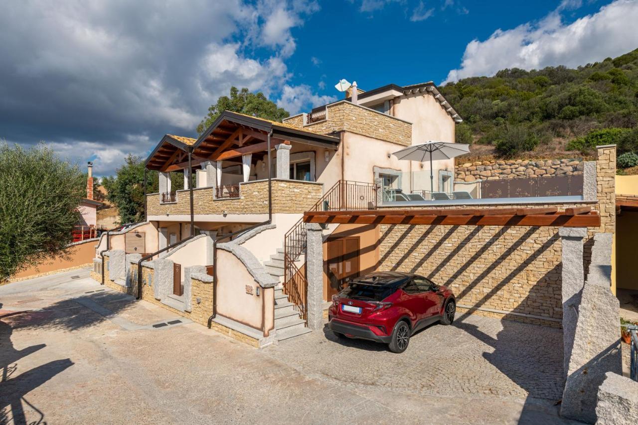 Villa Sa Rocca Junior & Suite Chia Exterior photo